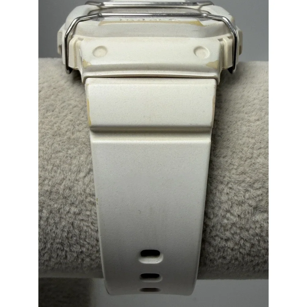 Casio band showing
